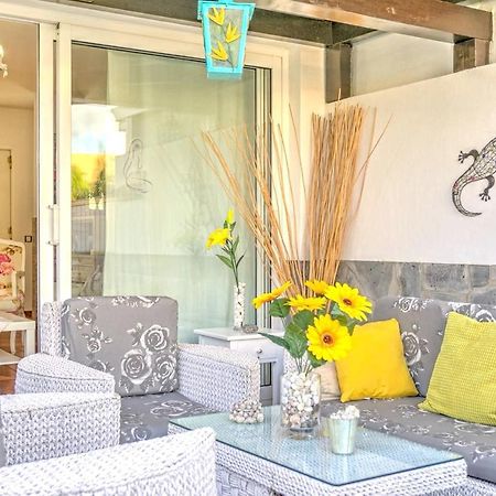 Elegant Villa In كوراليهو المظهر الخارجي الصورة