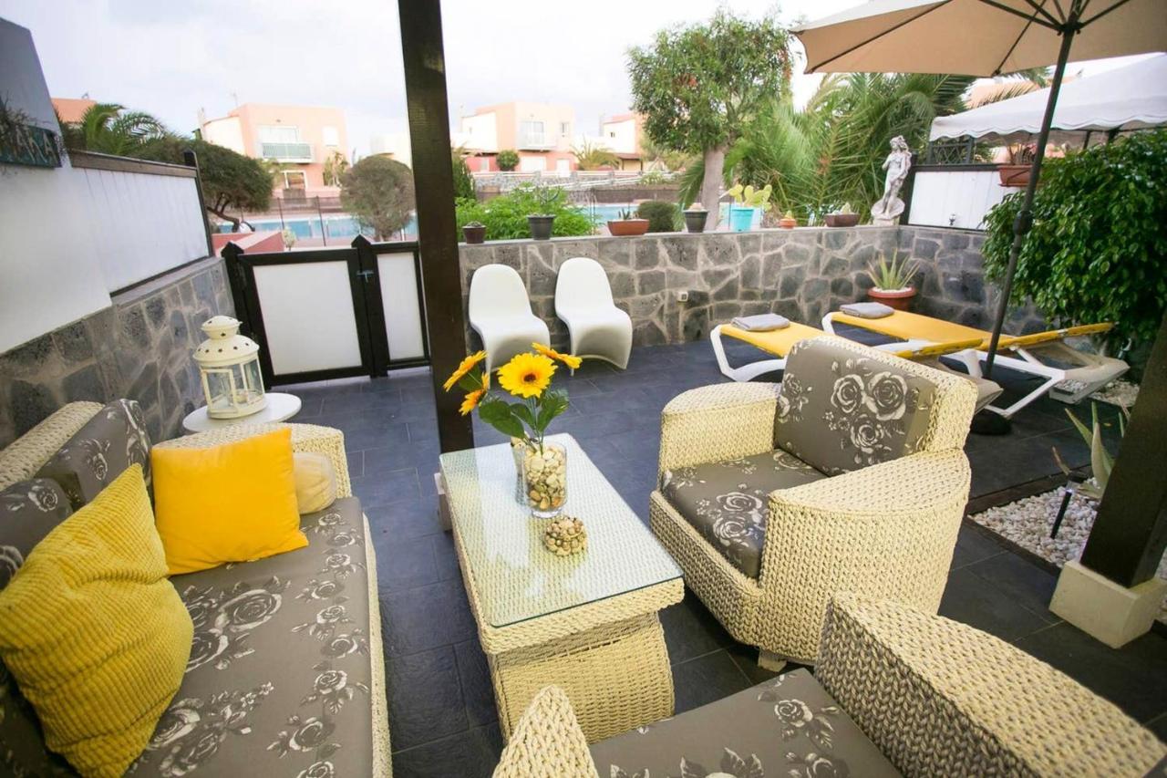 Elegant Villa In كوراليهو المظهر الخارجي الصورة