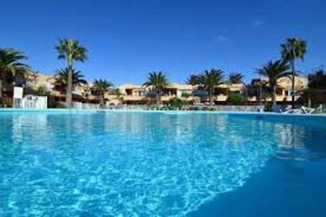 Elegant Villa In كوراليهو المظهر الخارجي الصورة