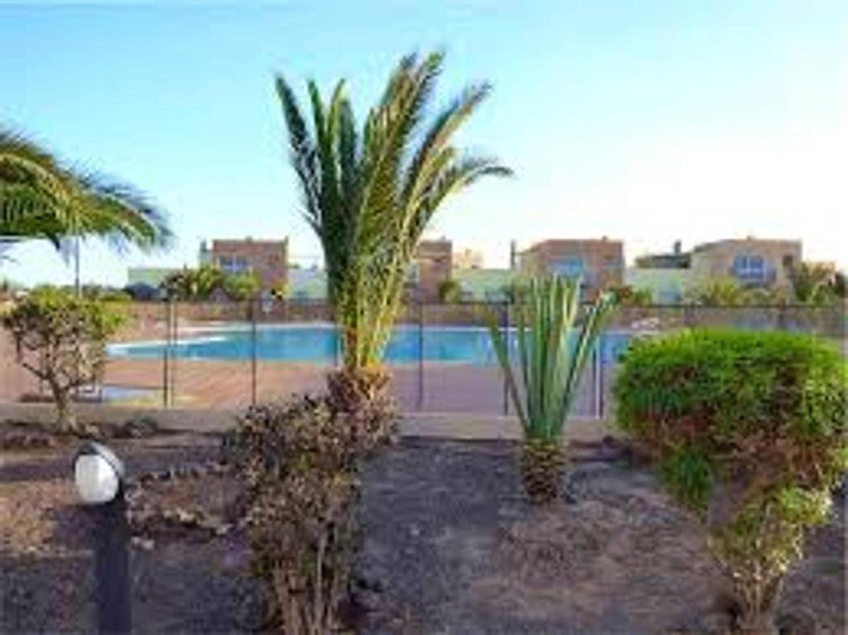 Elegant Villa In كوراليهو المظهر الخارجي الصورة